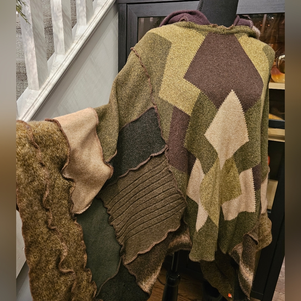 Hooded Patchwork Hippie Poncho